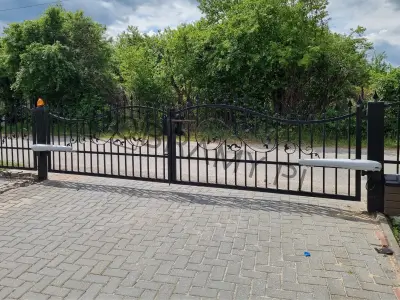 Napęd do bramy przesuwnej Radom i okolice
